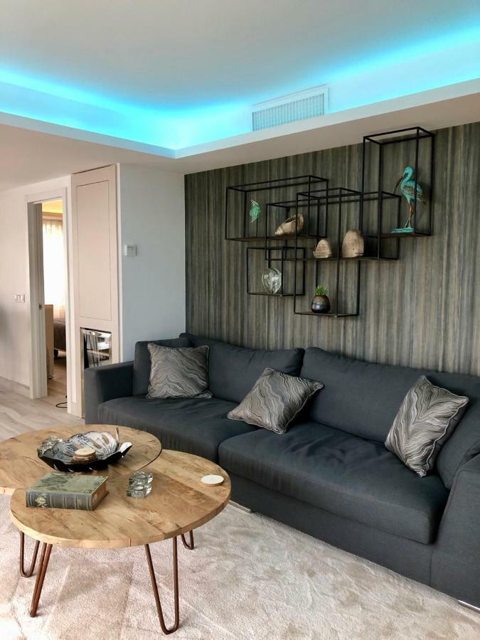 Luxury Apartment In La Isla, Walking Distance To Puerto Banus Marbella Ngoại thất bức ảnh